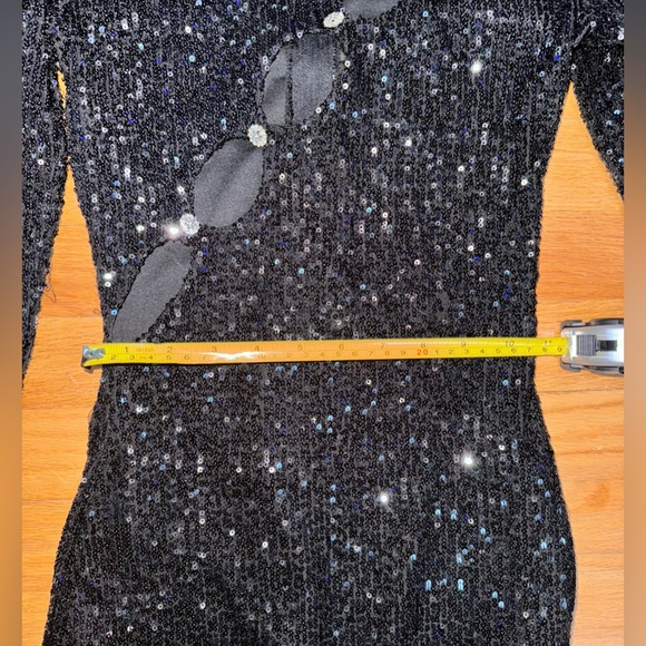 Windsor Women’s US Small Black Cut To Perfection Sequin Rhinestone Button Dress - Picture 5 of 11